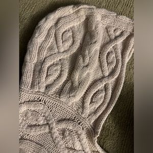 Hooded cream knit scarf